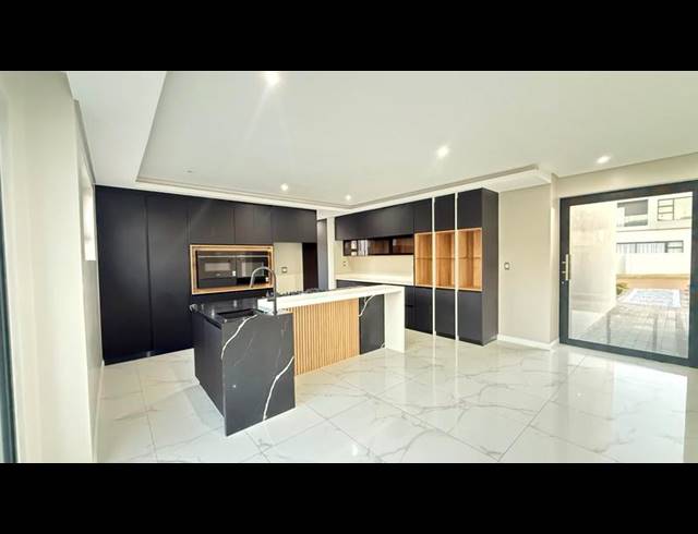 4 BEDROOM HOUSE FOR SALE IN FOUNTAINBROOK ESTATE